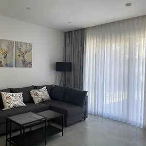 https://spanien-flair-mitten-in-kln-1.topcolognehotels.com