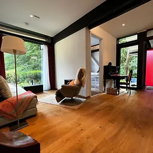 https://neues-exclusives-2-schlafzimmer-apartment-21077.hamburg-hotels-de.com